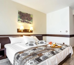 Номер Standard в Grami Hotel Sofia