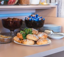 Стандарт 3-х местный с видом на улицу в Лабиринт