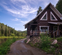 Дом «У озера» в Лесная сказка