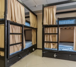 Спальное место в 8-местном общем номере в Comfort