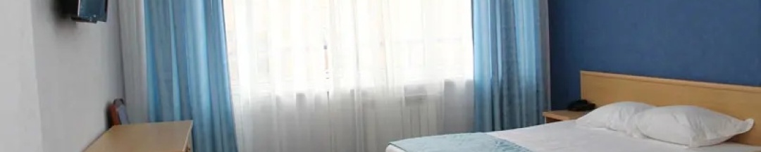 Номер Standard с балконом и с красивым видом из окна в Шторм