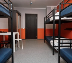 место в 6-местном женском номере с двухъярусной кроватью в Кампус