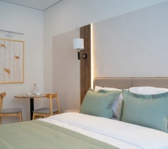 Двухместный люкс двуспальная кровать в Sea star hotel