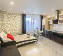 Апартаменты с балконом и с красивым видом из окна в Апартаменты Appartement De Luxe Дуэт