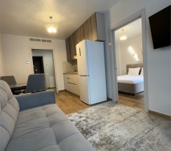 Апартаменты двухкомнатные четырехместные  (улучшенные) с балконом в Polikariya