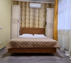 Трёхместный люкс с 2 комнатами с балконом в Санди
