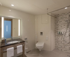Двухместный номер для некурящих Accessible двуспальная кровать в Hampton by Hilton Frankfurt City Centre East