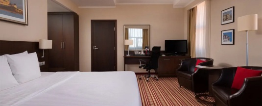 Двухместная студия двуспальная кровать в Courtyard by Marriott Kazan Kremlin