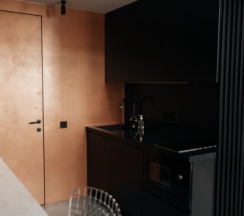 Нуар 324 в Four rooms