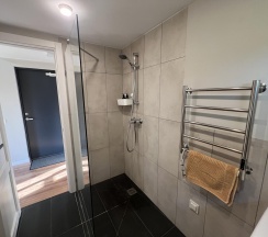 Домик зеленый в Домики в поле