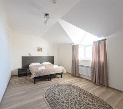 Полулюкс в Лагуна