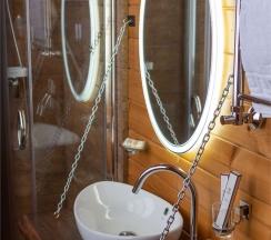 Комфорт "Leonardo" в Allure Lodge
