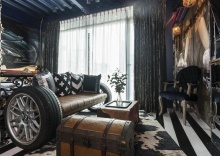 Номер Deluxe в MeStyle Garage Hotel Bangkok