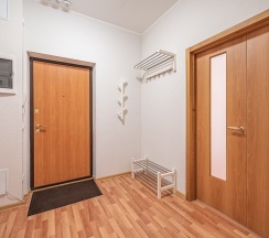 Улучшенная квартира ул. 8 Марта 190 на 17 этаже с отдельной спальней в Rooms-Eкб