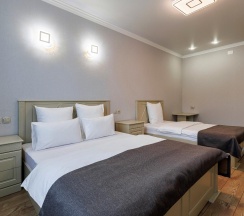 3-местный номер делюкс комфорт Уголок тишины в Ночной квартал