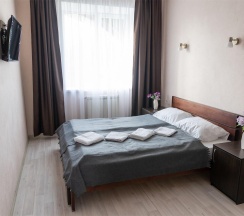 Номер стандарт улучшенный с 1 двуспальной кроватью в Маргелов