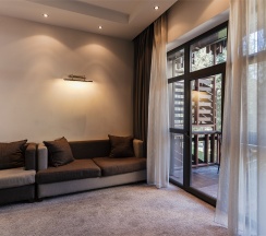 Джуниор сьют вид на озеро в Вереск