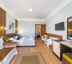 Семейный Плюс (2х-комнатный 4х-местный номер) в Марко Поло