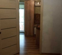 Апартаменты с балконом в Одеяло, подушка, мангал