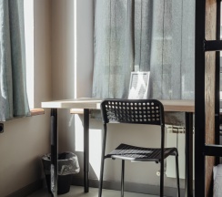 Место в девятиместном номере для женщин в Rock hostel