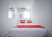 Двухместный номер Standard в OYO 568 Art Hotel Hua Lamphong - Hostel