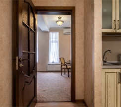 Семейный (Трехкомнатный 4-х местный номер с кухней без балкона) в Odeon