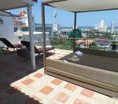 Апартаменты Пентхаус в Westbury Residence