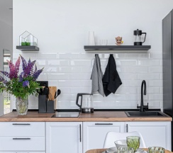 Апартаменты с 3 комнатами с балконом в Barns Village