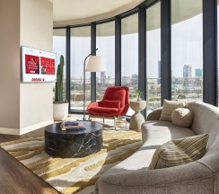 Люкс Grand с балконом и с видом на город в Virgin Hotels Dallas