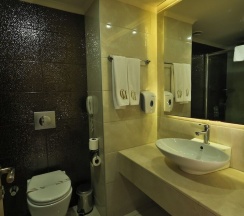 Двухместный номер Standard с частичным видом на море 2 отдельные кровати в Castival Hotel