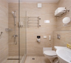 Стандарт с балконом в Gold inn Garden