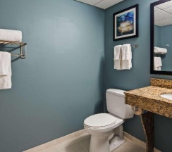 Двухместный номер Standard c 1 комнатой двуспальная кровать в Best Western Plus Ocean City
