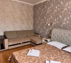 Четырёхместный номер Standard с балконом и с видом на горы в Астерия