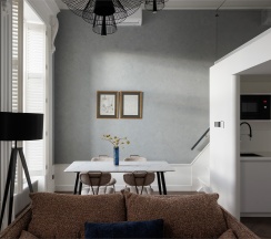 Двухуровневый люкс с видом на Невский проспект или Садовую улицу в Огюстин Шатильон