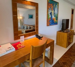 Двухместный люкс Royale двуспальная кровать в Mom Tri's Villa Royale