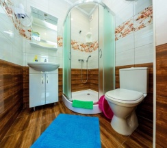 1 комнатный в коттедже в Ява