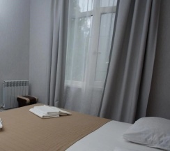 Двухместный номер с видом на внутренний двор двуспальная кровать в Палуба