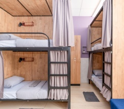 №7 Фиолетовая (Женская комната на 6 человек) в Дип Слип