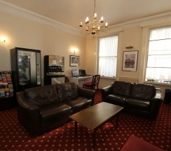 Четырёхместный номер Standard в The Ridgemount Hotel