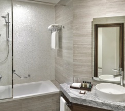 Пентхаус в Movenpick Hotel Apartments Downtown Dubai
