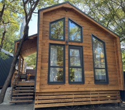 1. Коттедж семейный в Дубки