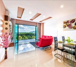 Трёхместный люкс в Chalong Miracle Lakeview Resort & Spa