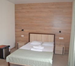 Трехместный с ванной комнатой в Стандарт