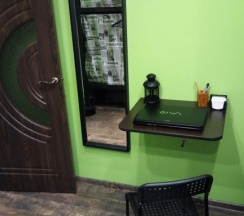 Кровать в общем номере (мужской номер) в Hostel 1703