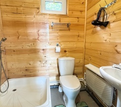 Шале 3. Четырехместный номер комфорт с видом на горы в Белый волк