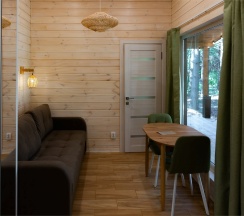 Шале в лесу с купелью в Точка Немо