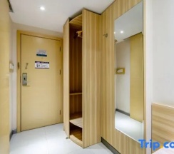 Двухместный номер Business двуспальная кровать в City Convenient Hotel Baise Xilin Times Square Store