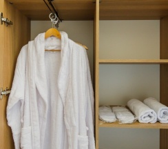 Двухместный номер Стандарт с видом на море двуспальная кровать в Афалина