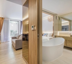 Двухместный номер Pool Access Deluxe двуспальная кровать в The Marin Phuket