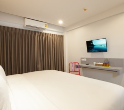 Двухместный номер Standard двуспальная кровать в Recenta Style Phuket Town